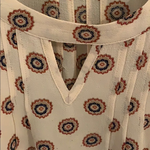 Pleione, Sleeveless blouse - Picture 2 of 5